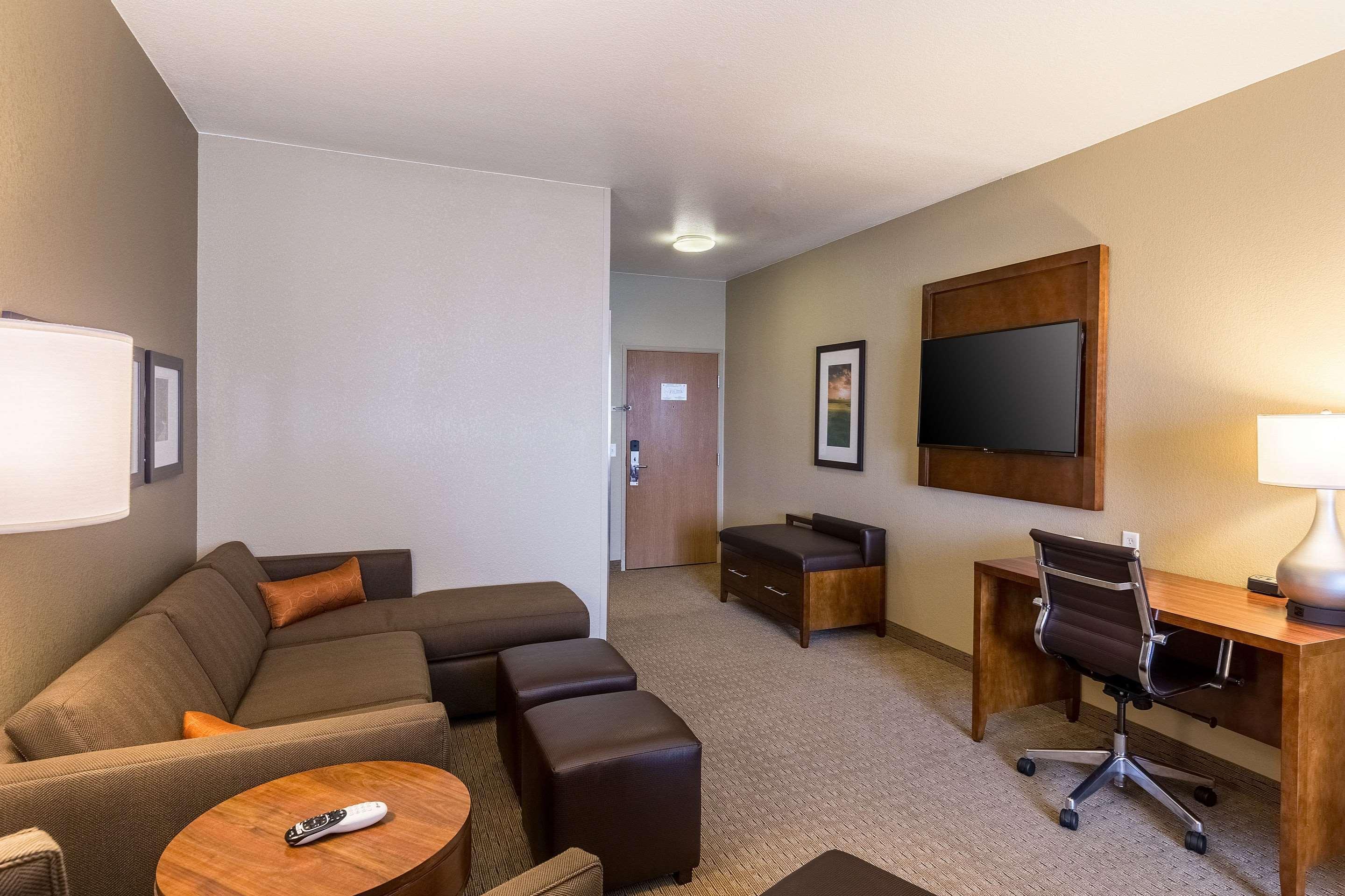 Comfort Suites Burlington Exteriér fotografie